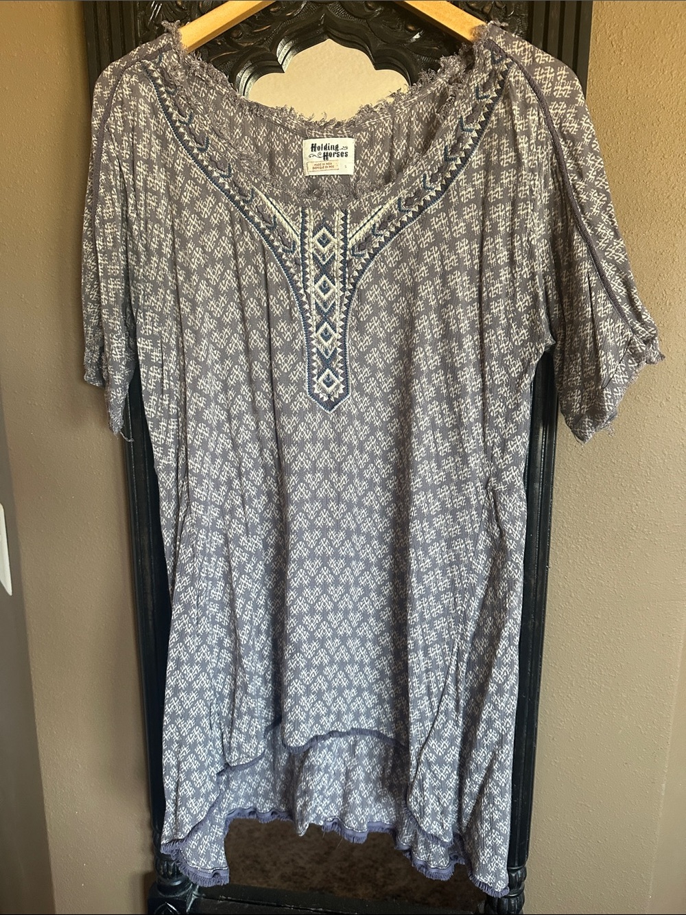 Holding Horses top